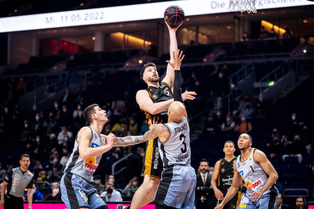 爵士谋求对 爵士谋求对