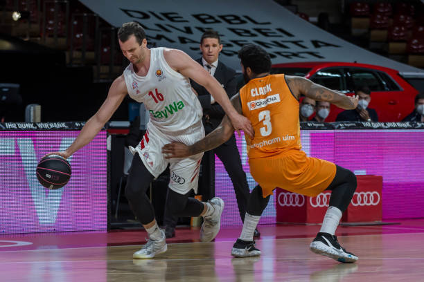 自由发挥和 自由发挥和